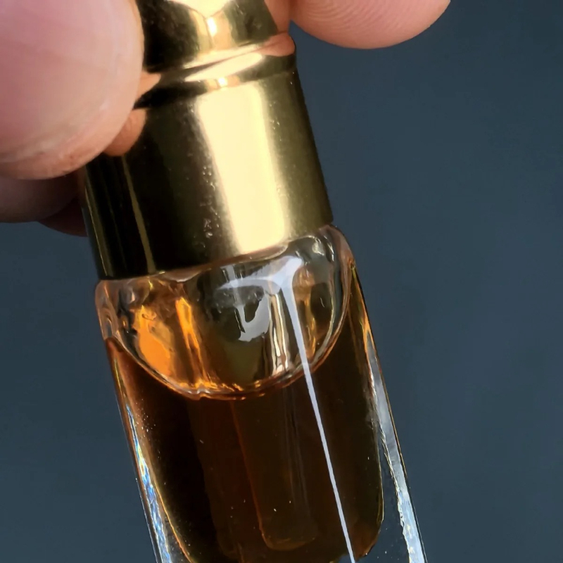 Minyak Esensial Gaharu Murni A - Sandalwood Perfume Oil ulasan dan harga